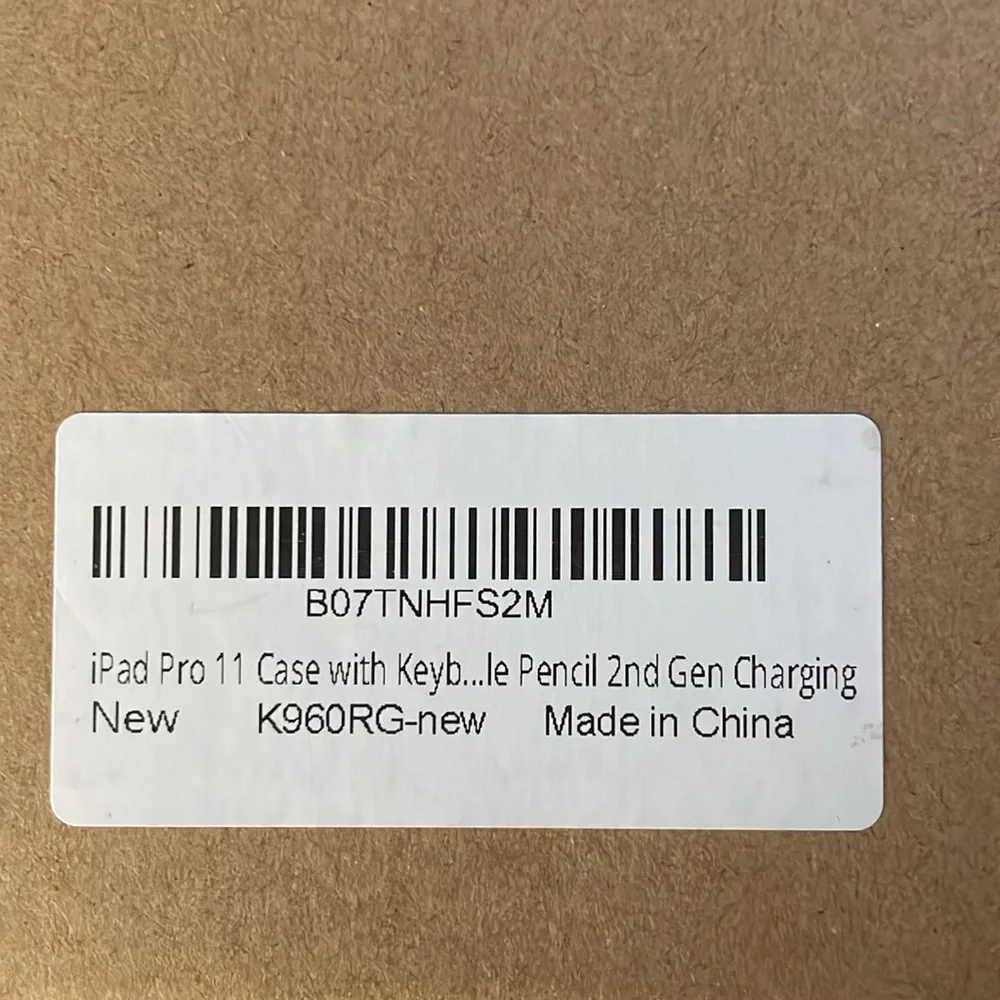 iPad keyboard case new in box for iPad Pro 11 second generation